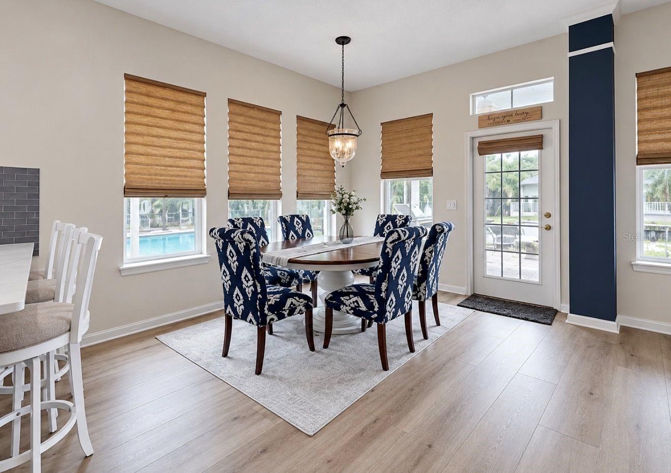 Dinette/ Breakfast area