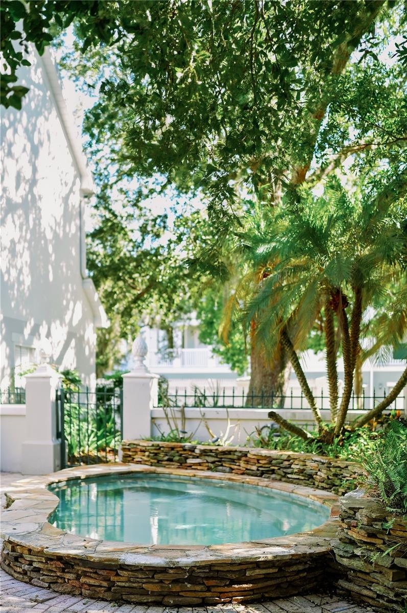 Private Pool