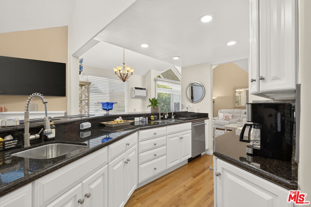 Gourmet Kitchen