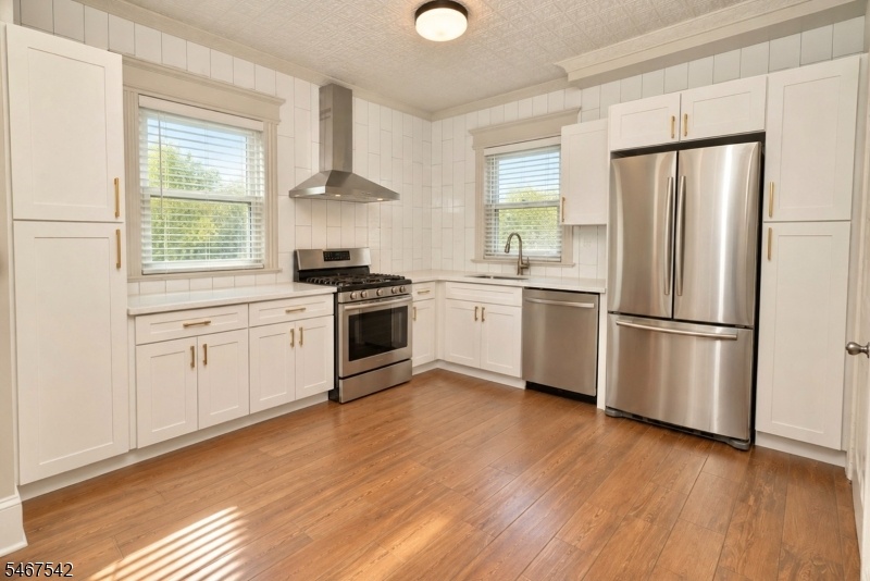 Unit 1 Kitchen