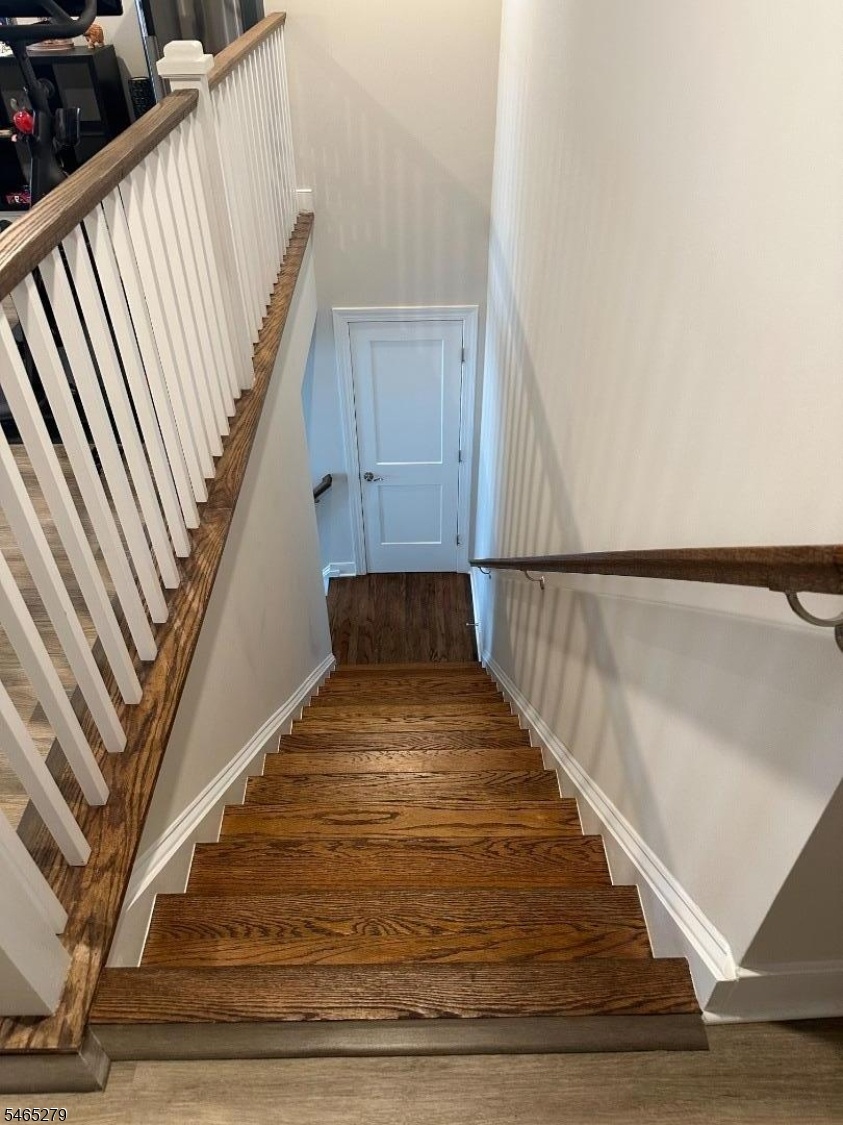 Stairs H/W Floors