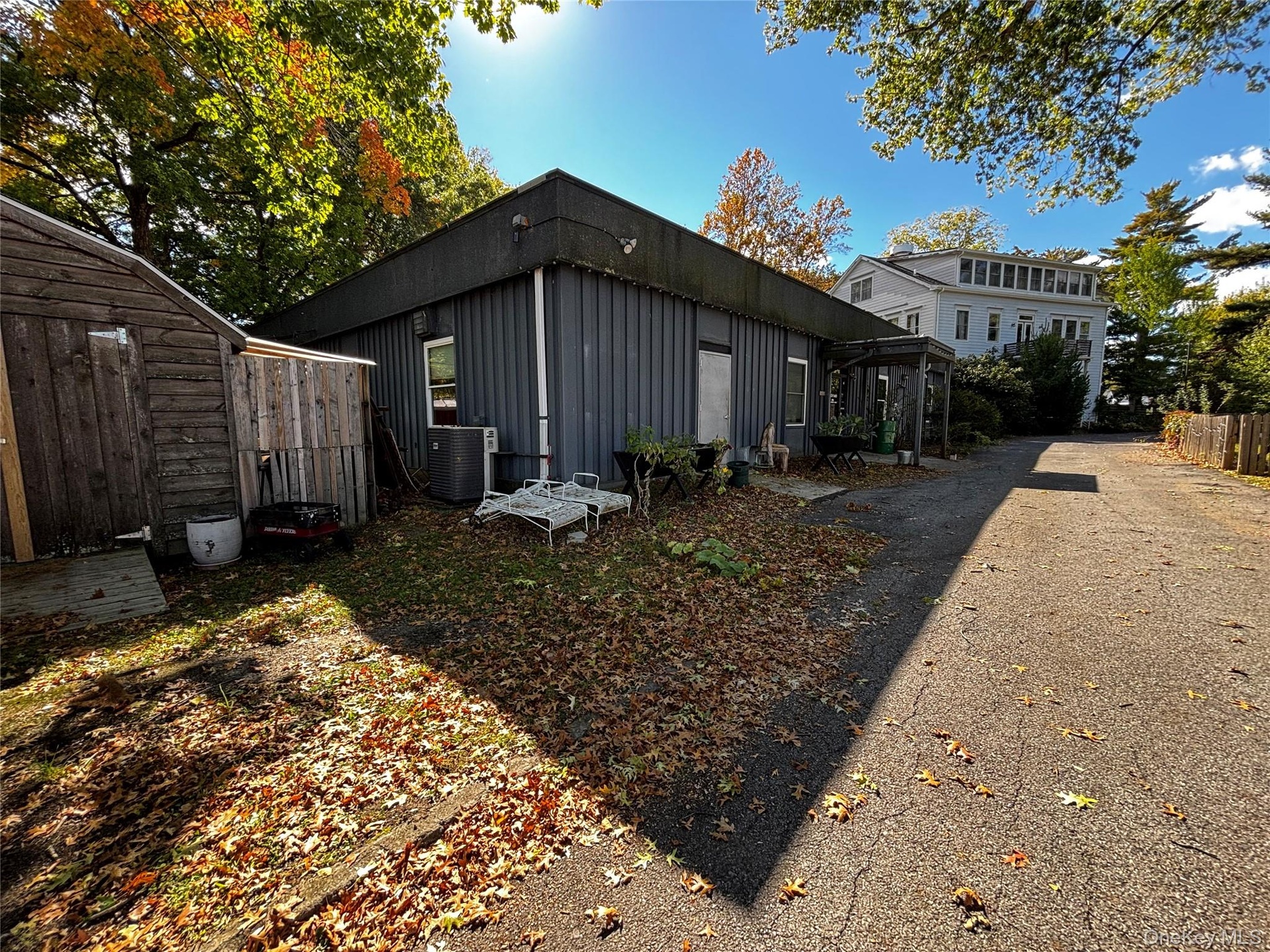 Exterior & Shed
