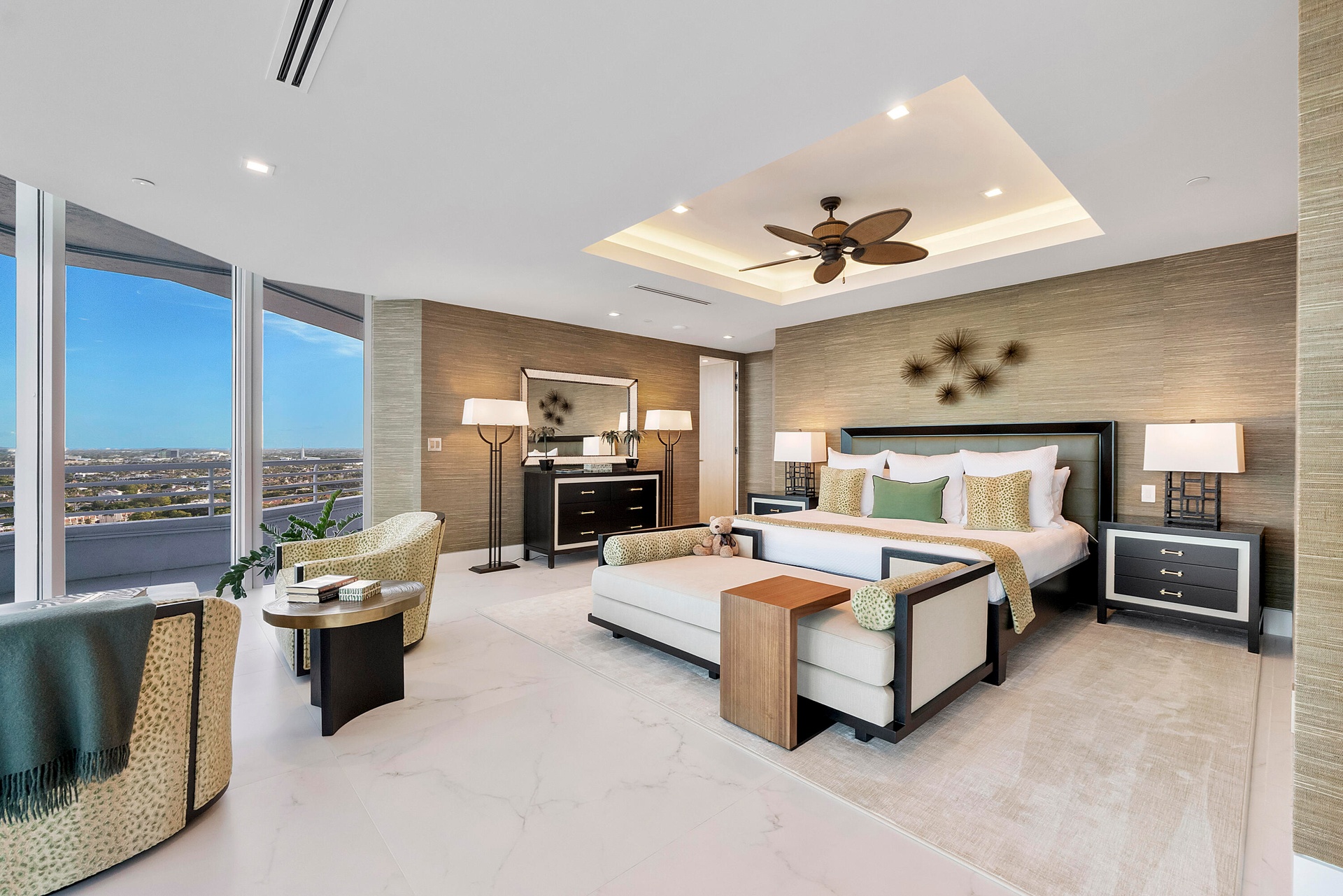 Beyond its extraordinary scale and panoramic Atlantic views, the Primary Suite reveals the level of craftsmanship carried throughout this custom penth