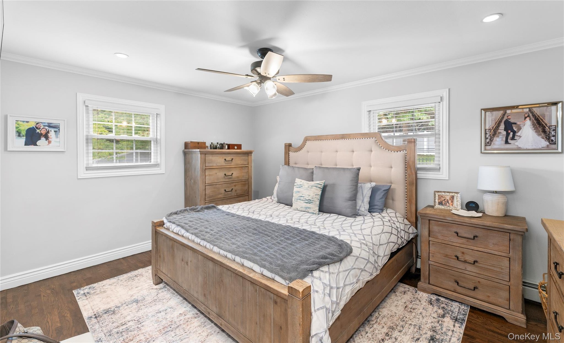 For reference, this is a Kng size bed