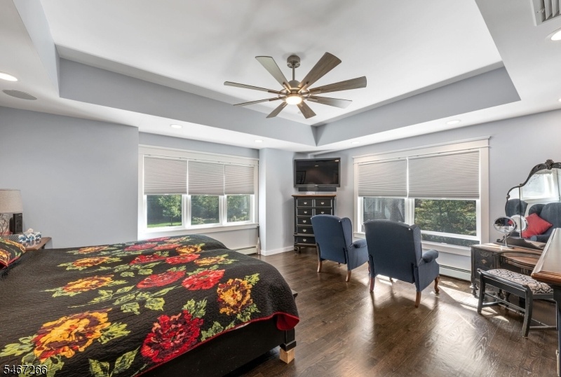 2nd Floor Primary Suite