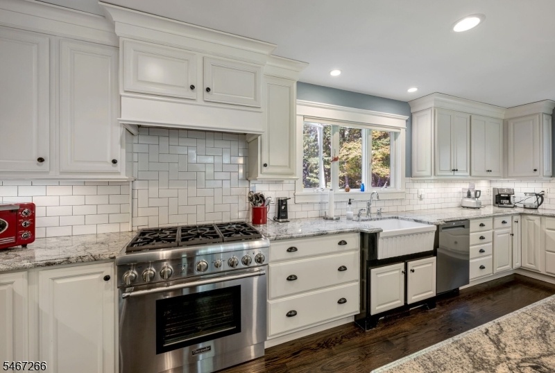 Modern Kitchen
