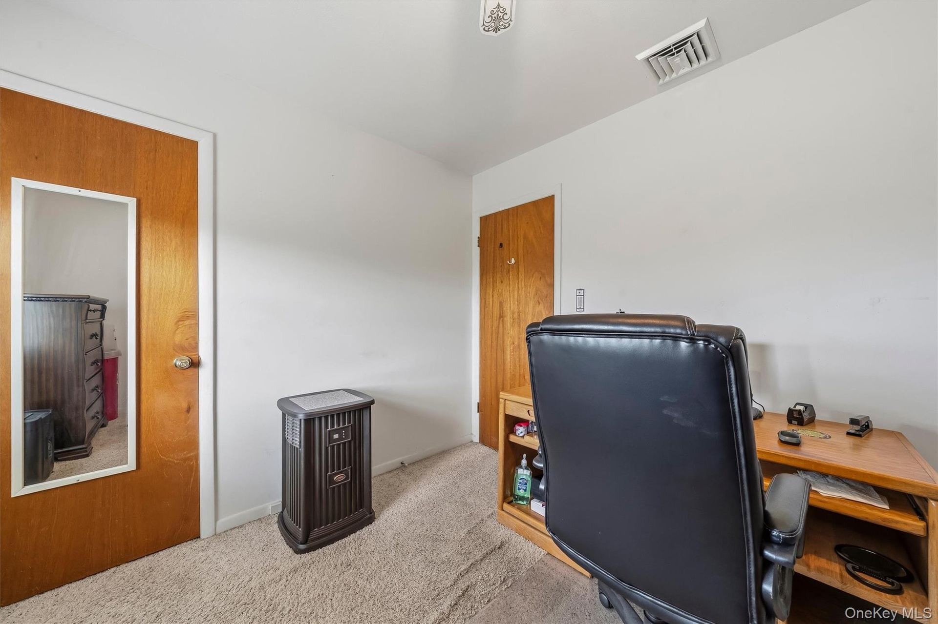 Bedroom #1