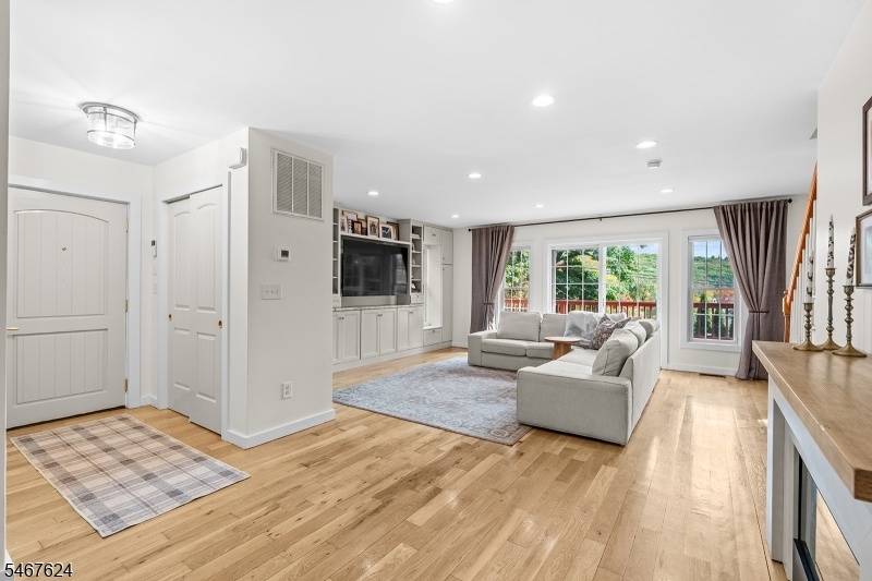 Spacious main level!