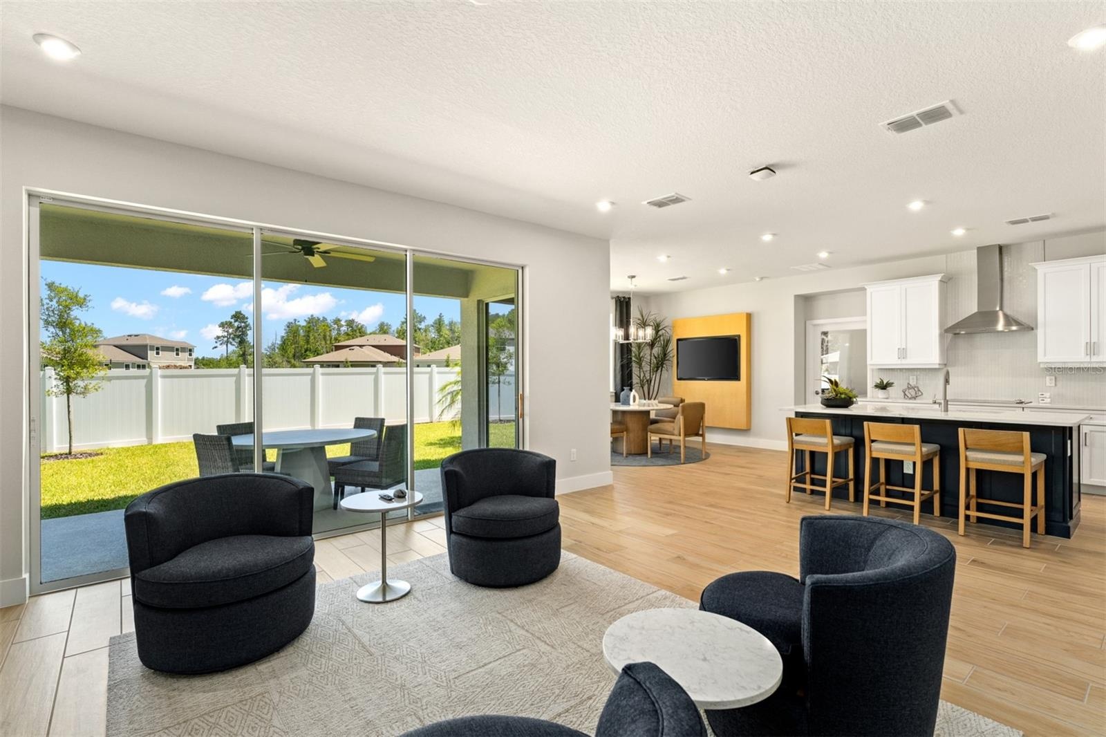 Meridian Parks Honeysuckle Model Great Room