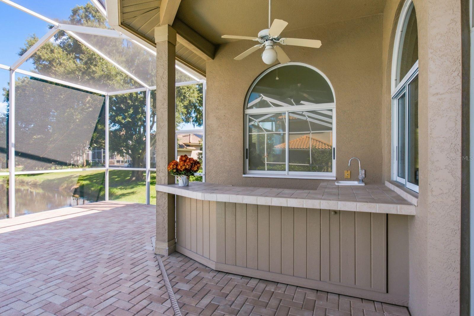 Outdoor Kitchen