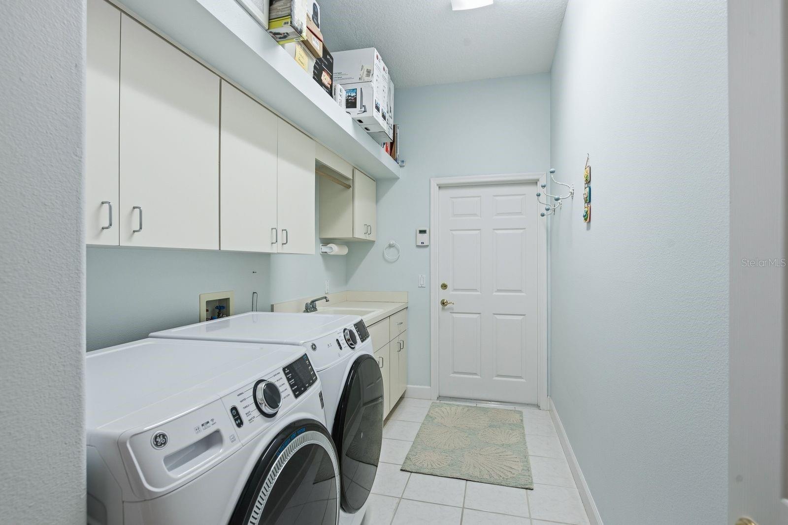 Large Laundry Room