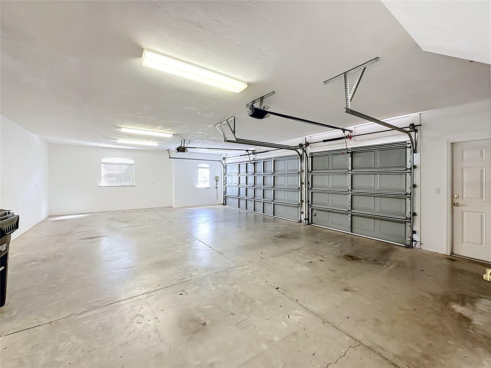 3 car garage