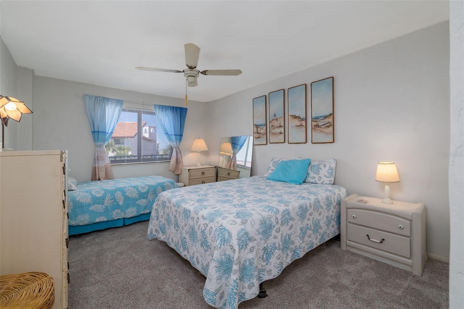 Large 2nd bedroom