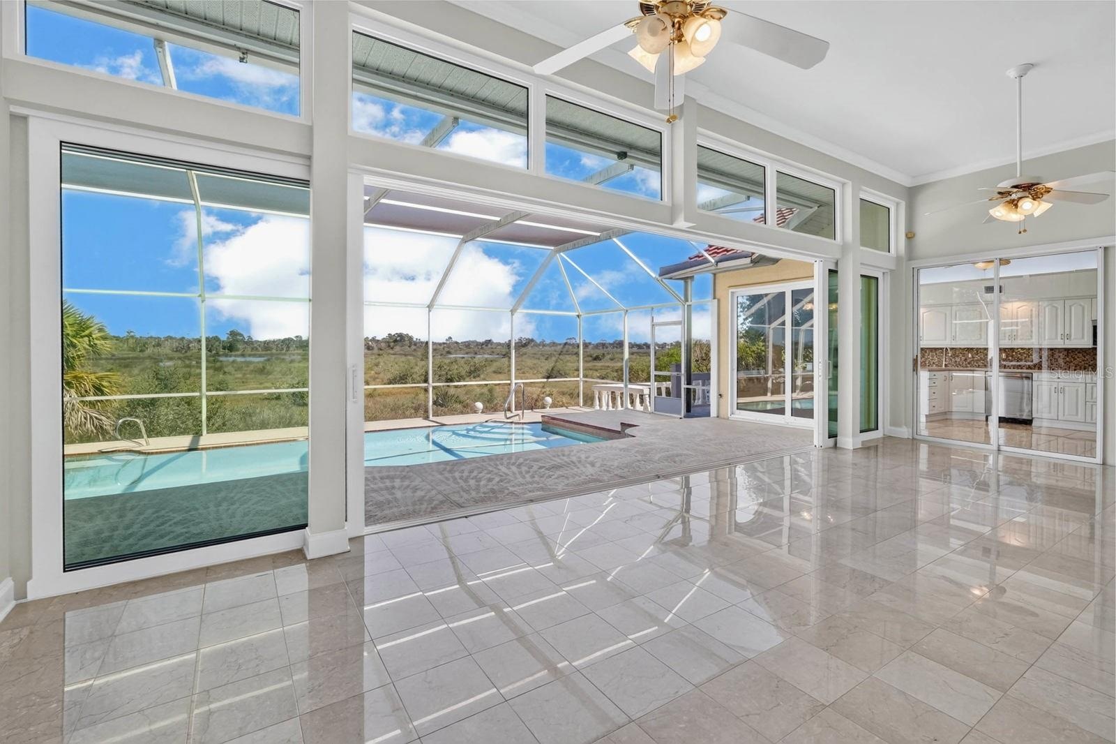 Seamless Indoor Outdoor Living