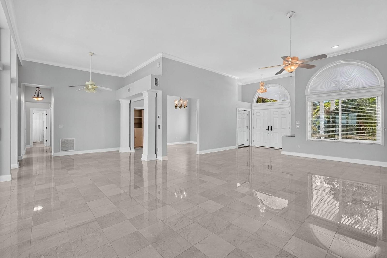 Expansive Living and Entertaining Space