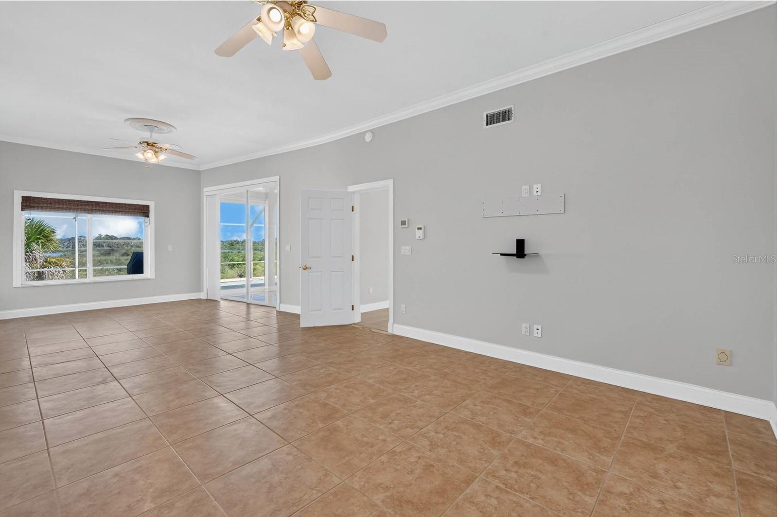Bright Room With Preserve Views