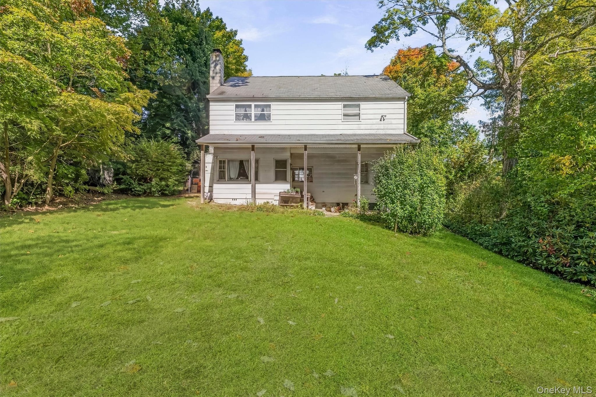 Closer look at front view of 170 Topland Road Mahopac