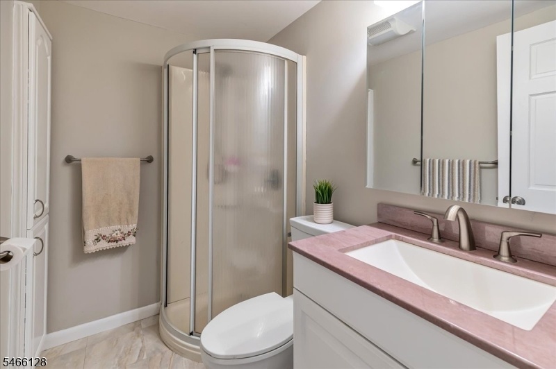 Full Bath (47)