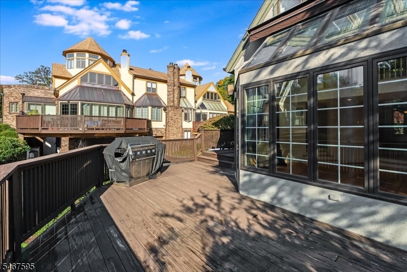 1st Floor Balcony