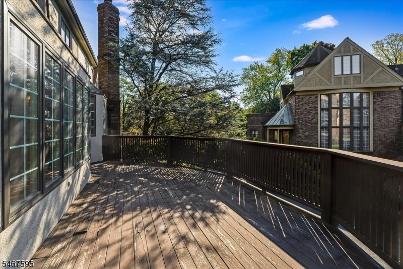 1st Floor Balcony