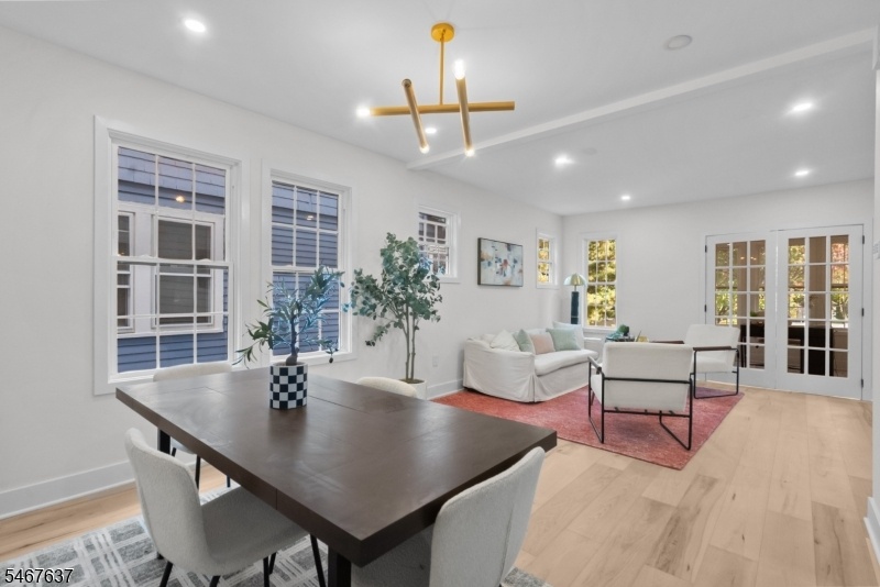 Living & Dining Area