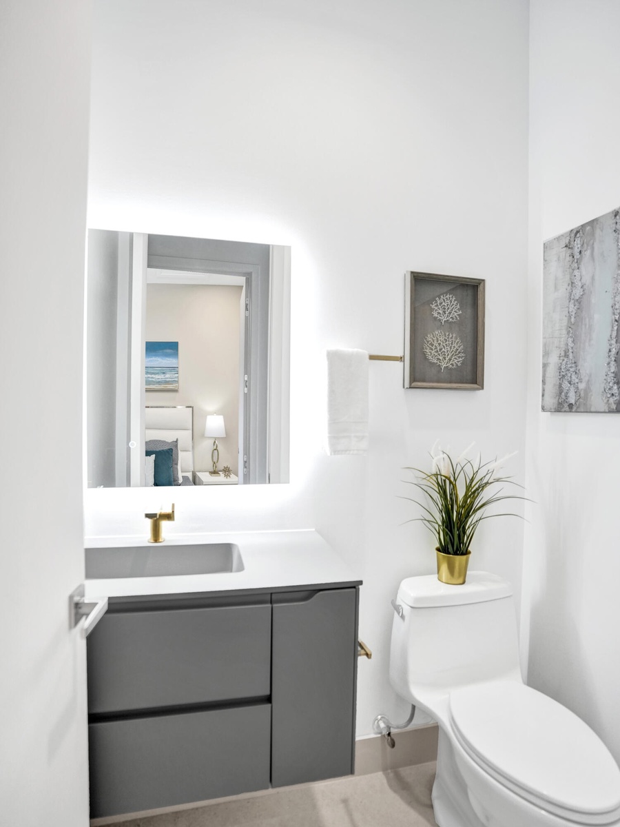 1/2 bath