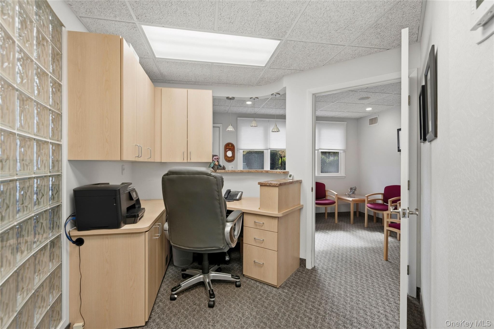 Dental Office Has Inner Reception Area!