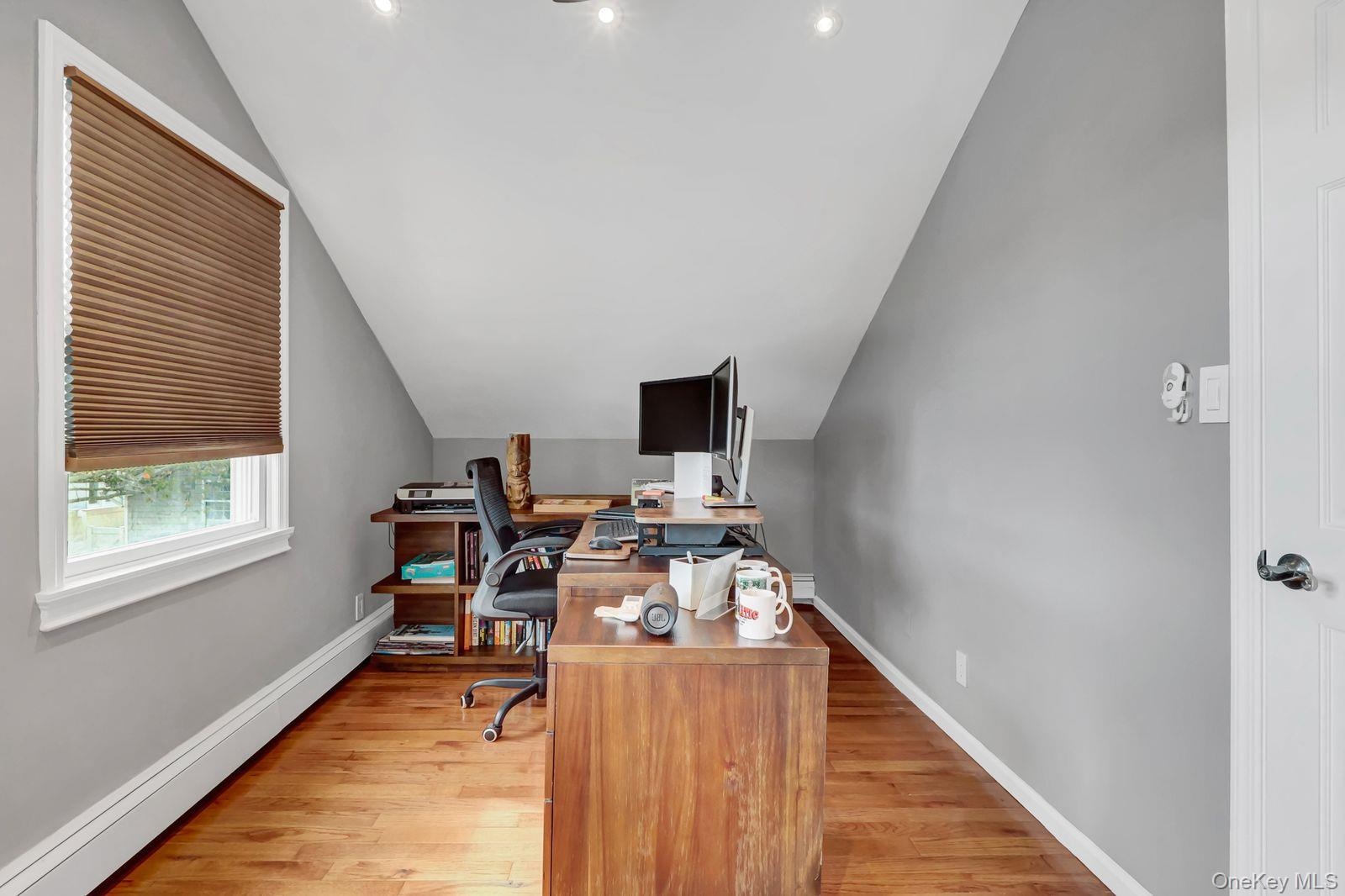 upstairs bedroom 2