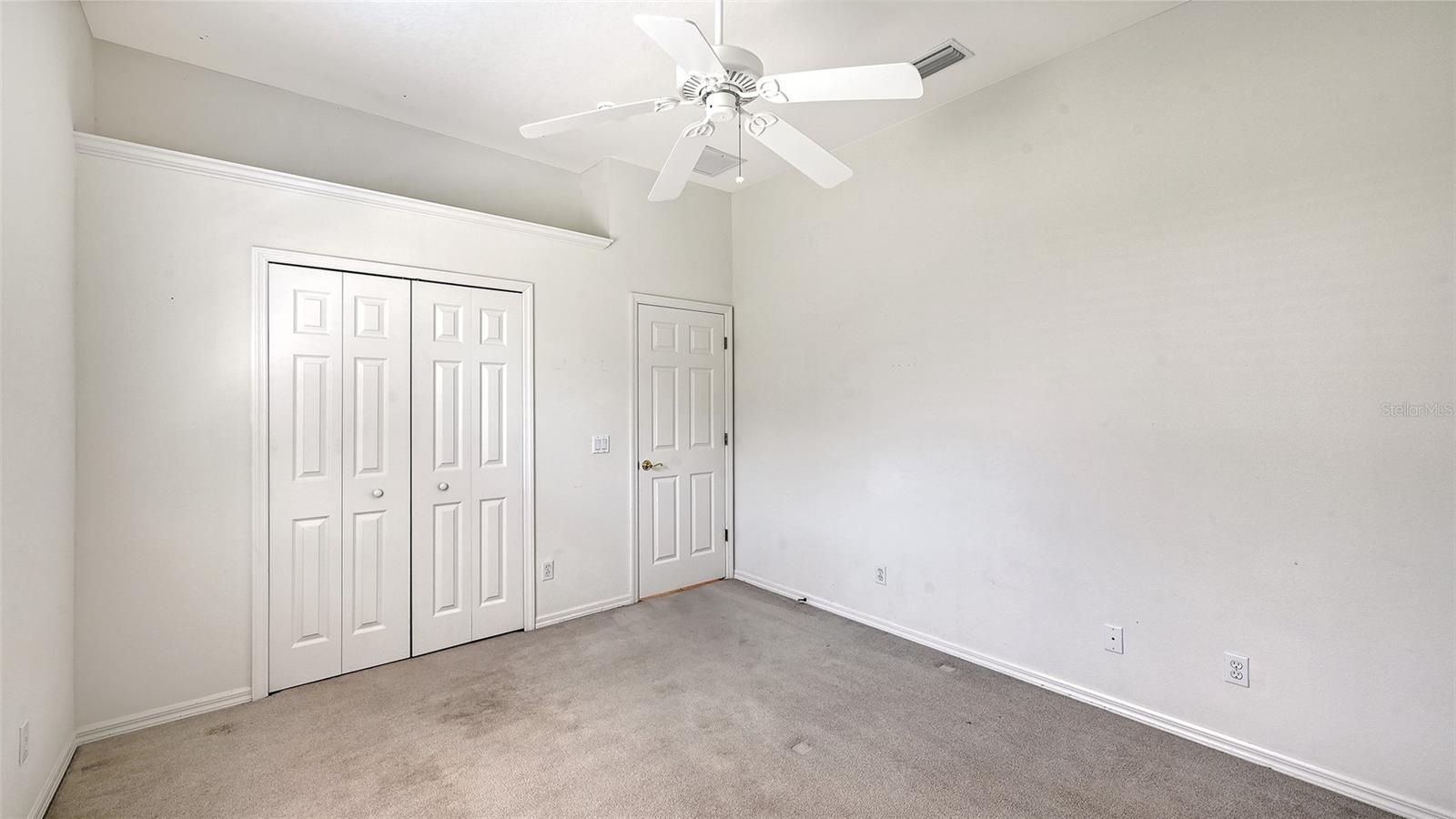 Guest bedroom