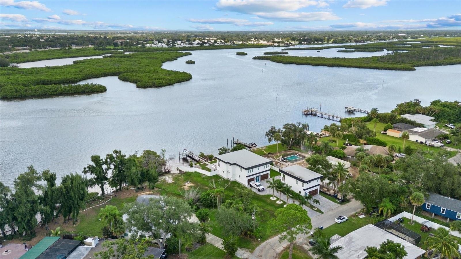 Build your home along the Braden River