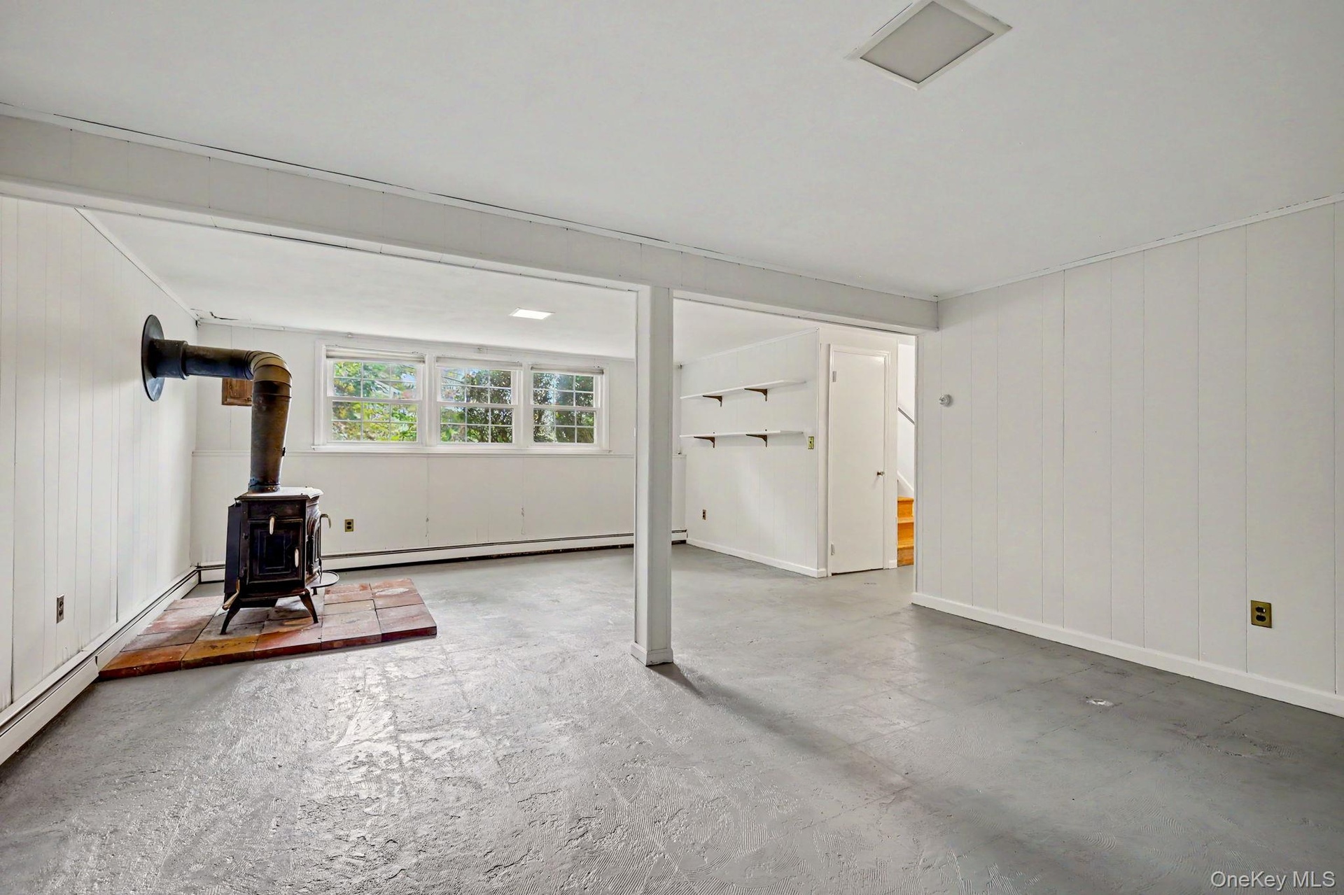 Lower Level Recreation Room