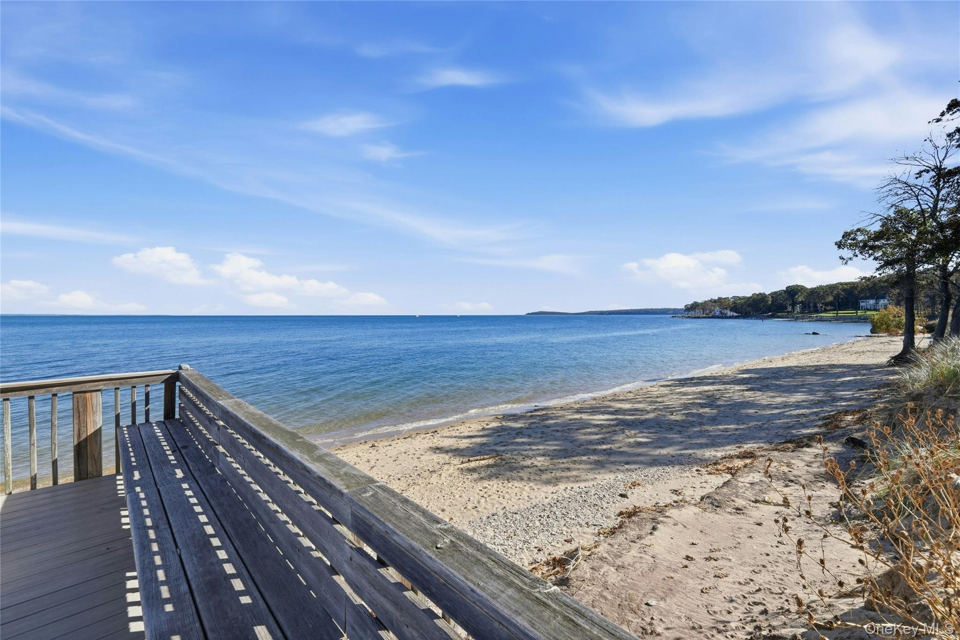 Fiddlers Green Beach Association - Private Access to Both Long Island Sound Beach and Boat Dock on Lloyd Harbor