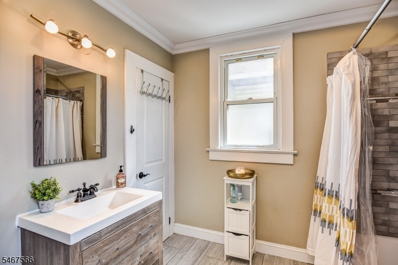 Main Bath