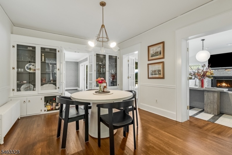 Breakfast Room
