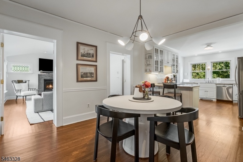 Breakfast Room