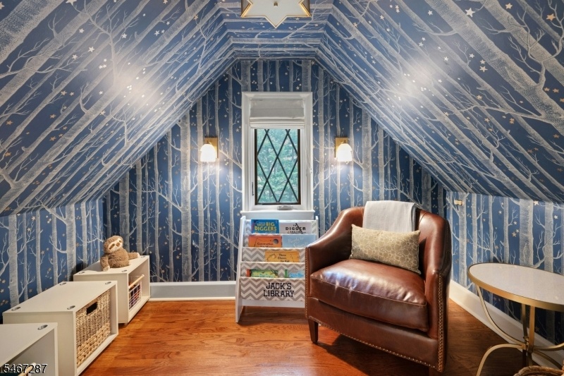 Bedroom 3 nook