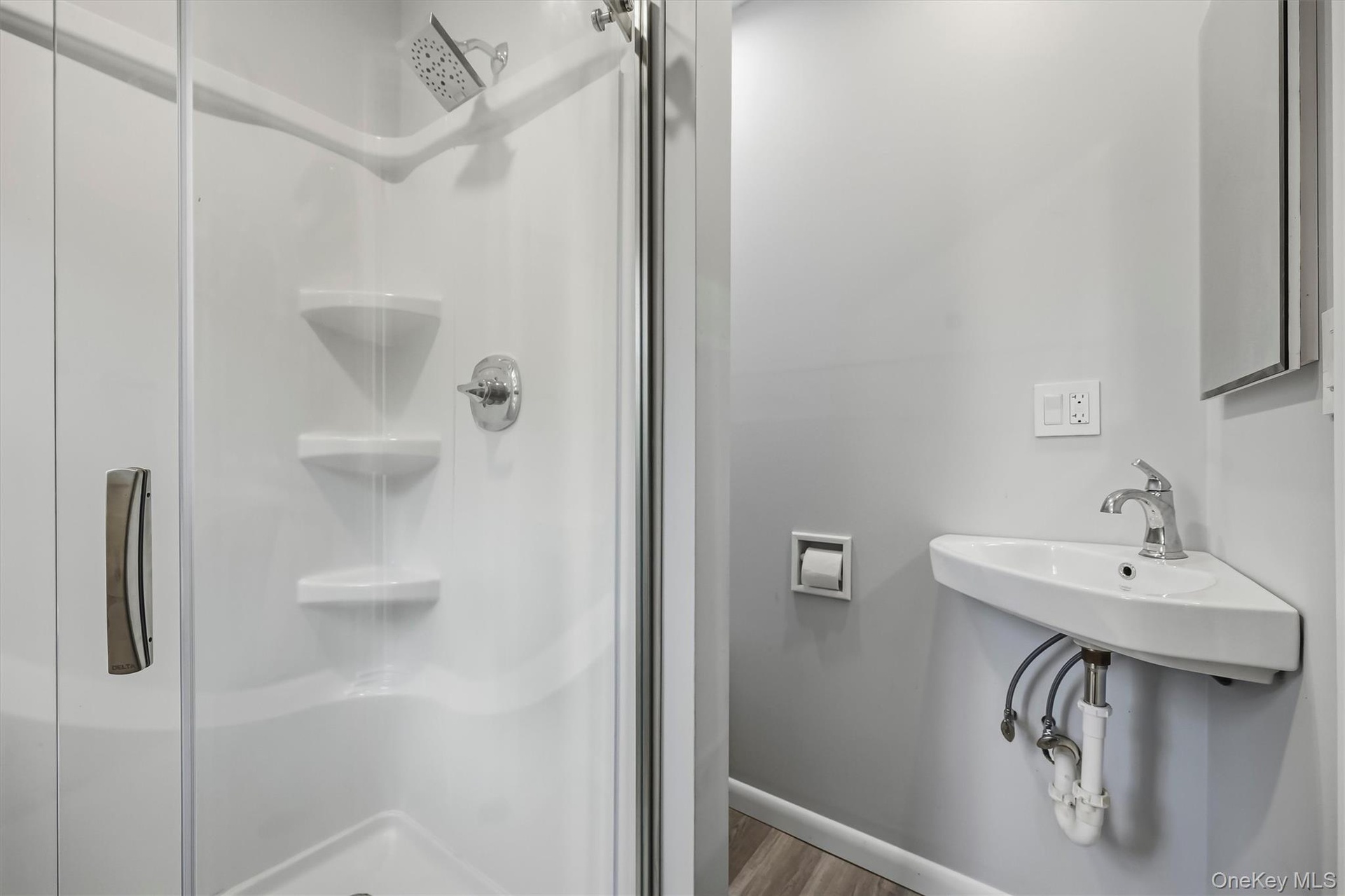 Studio bathroom
