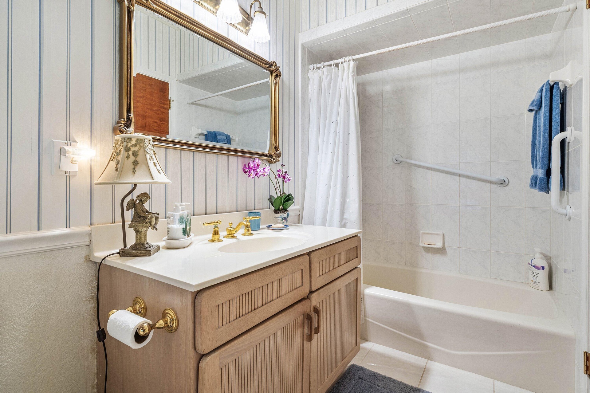 Guest Bath 3