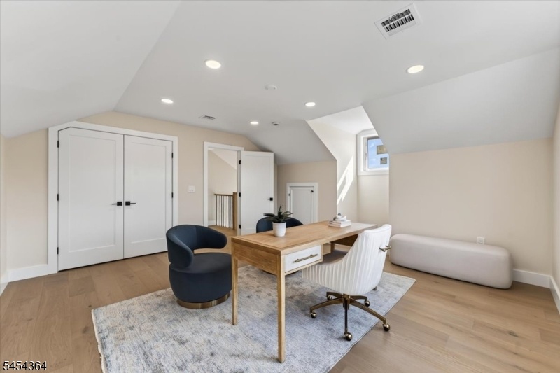 upper-level flex space
