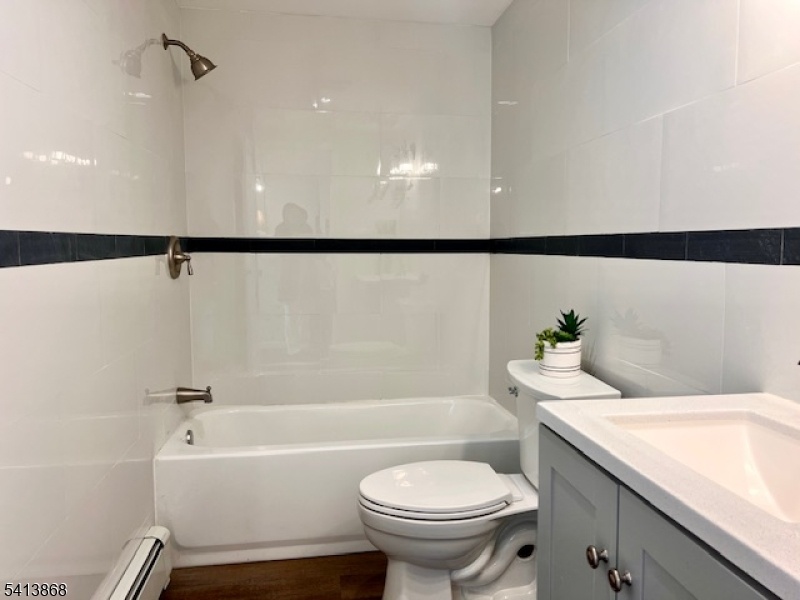 1st Floor Full Bath