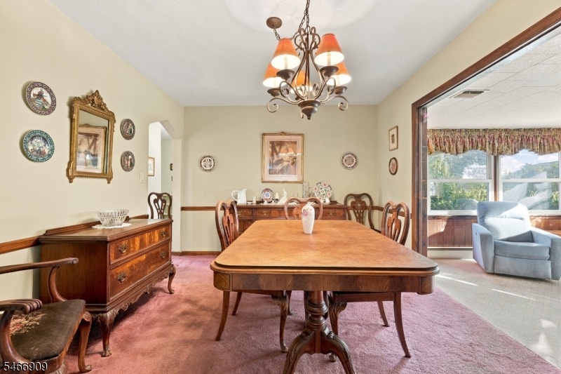 Opens to Living Rm & Kitchen