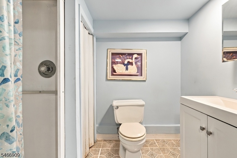 Bathroom 3-Basement