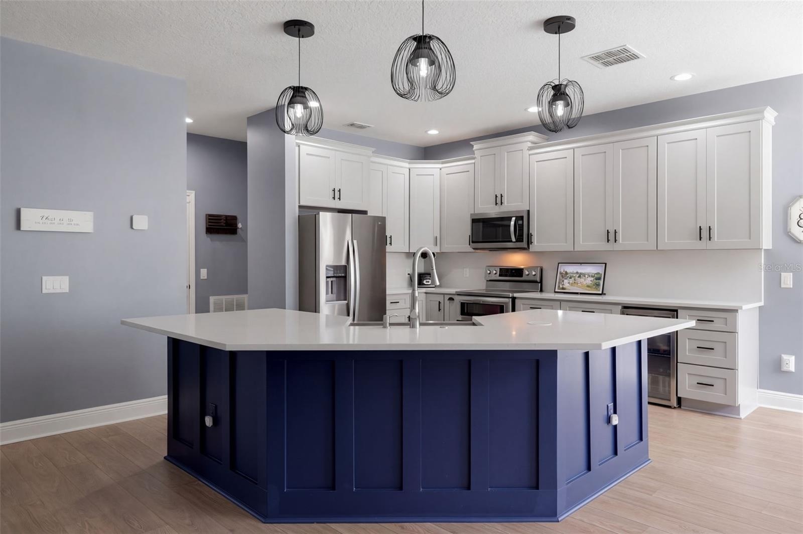 Kitchen and Quartz Island
