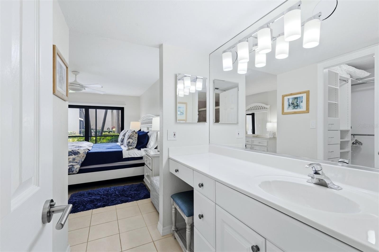 Ensuite Primary Bathroom