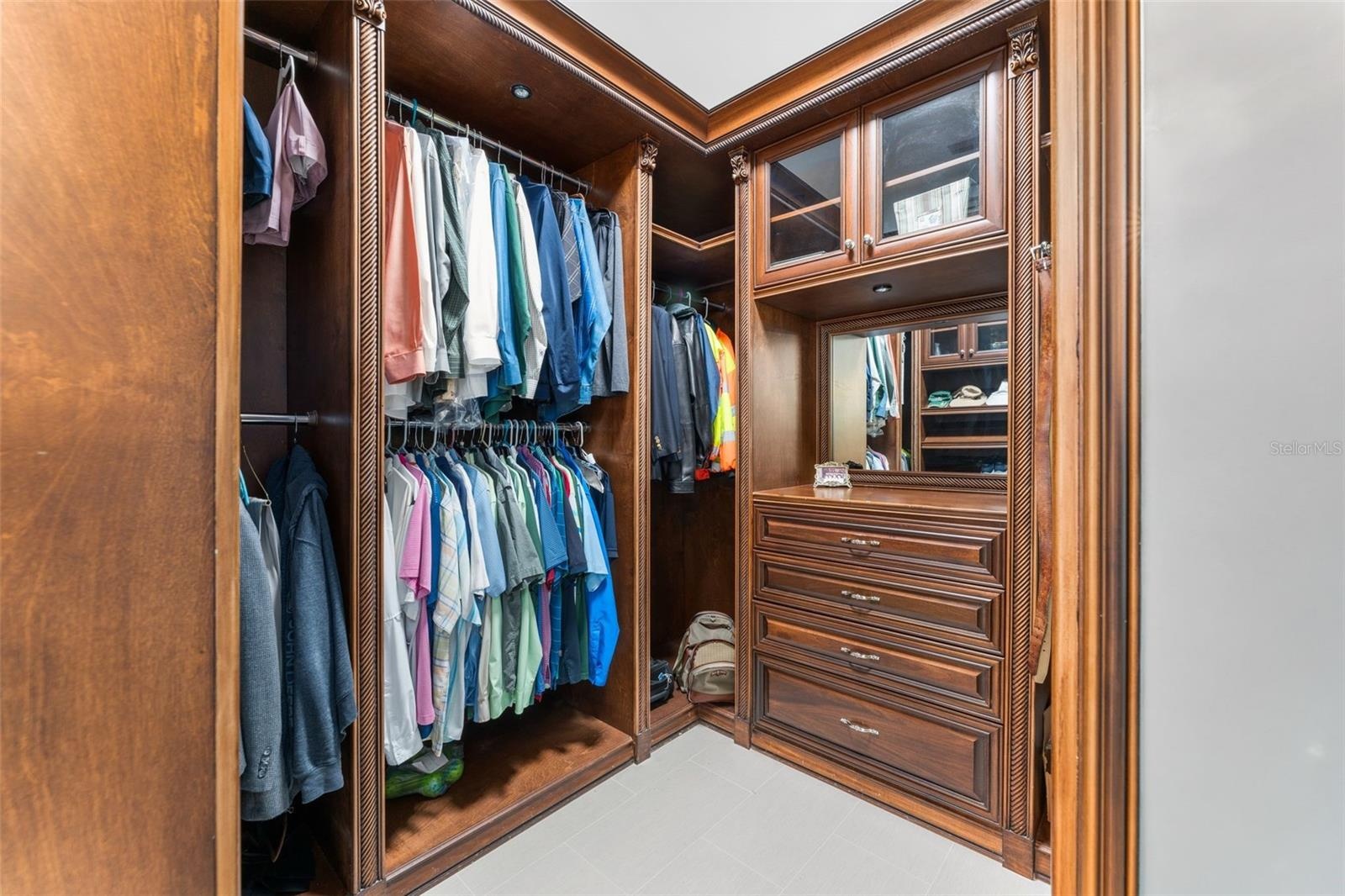 Master closet #2