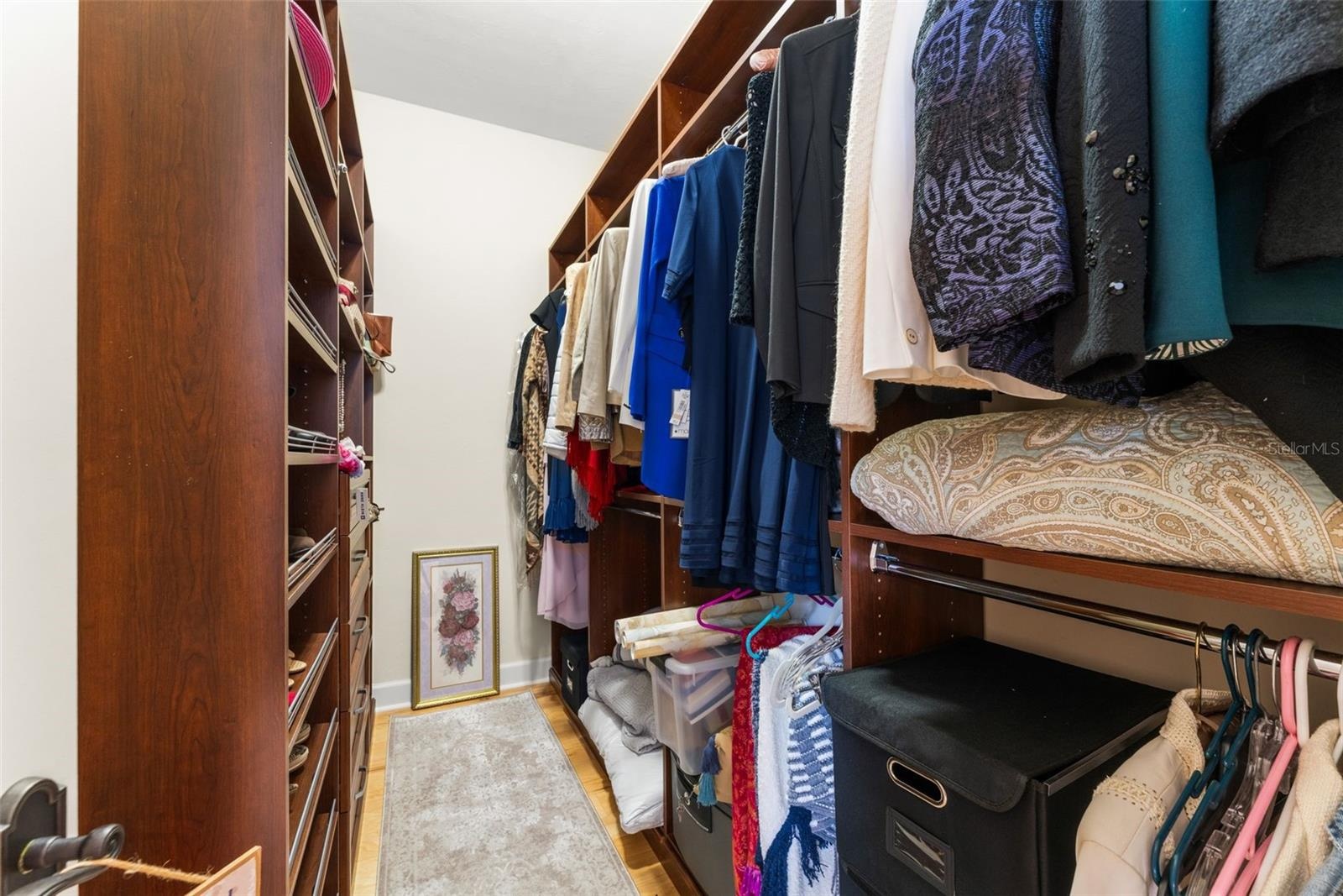 walk in closet