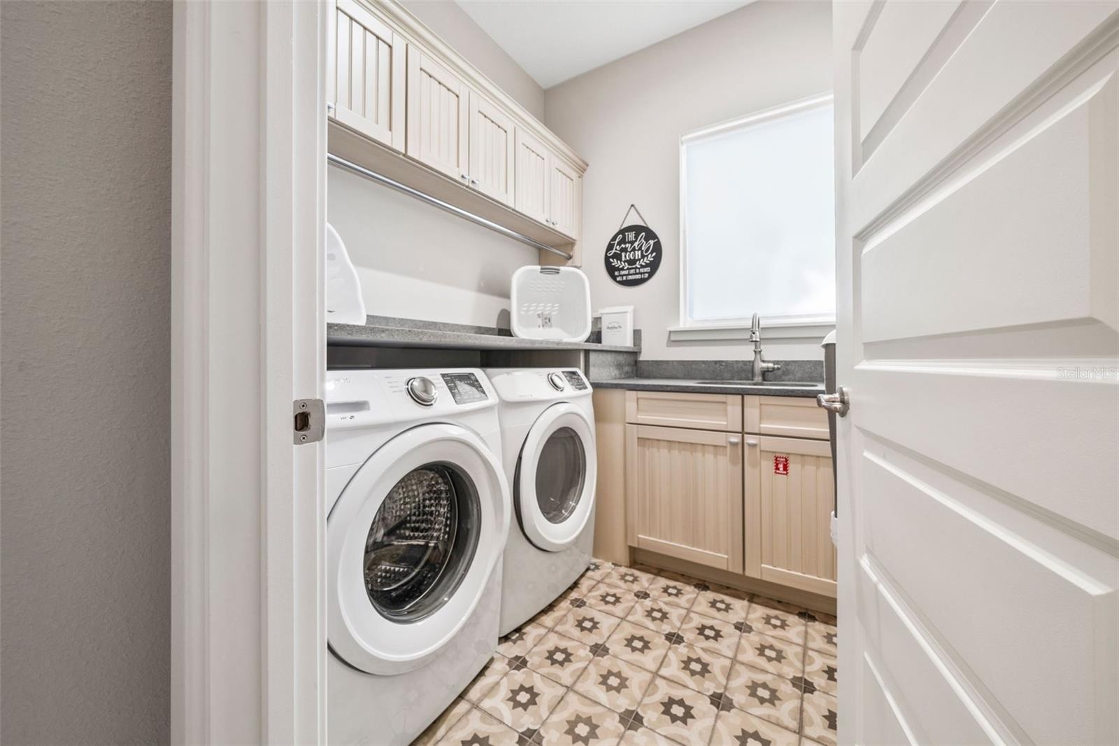 1st floor laundry