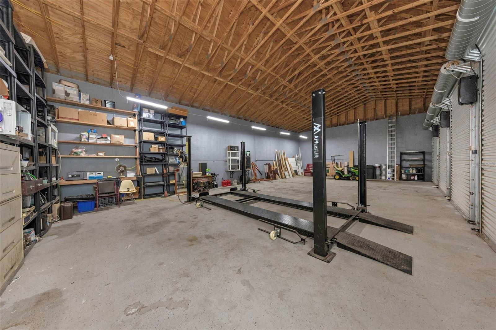 State of the art car lift