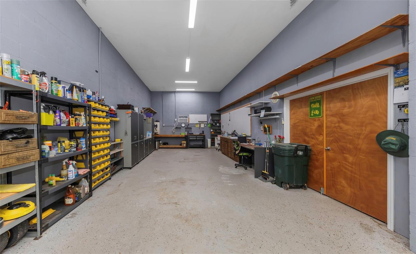 Inside Rv Bay/workshop with AC