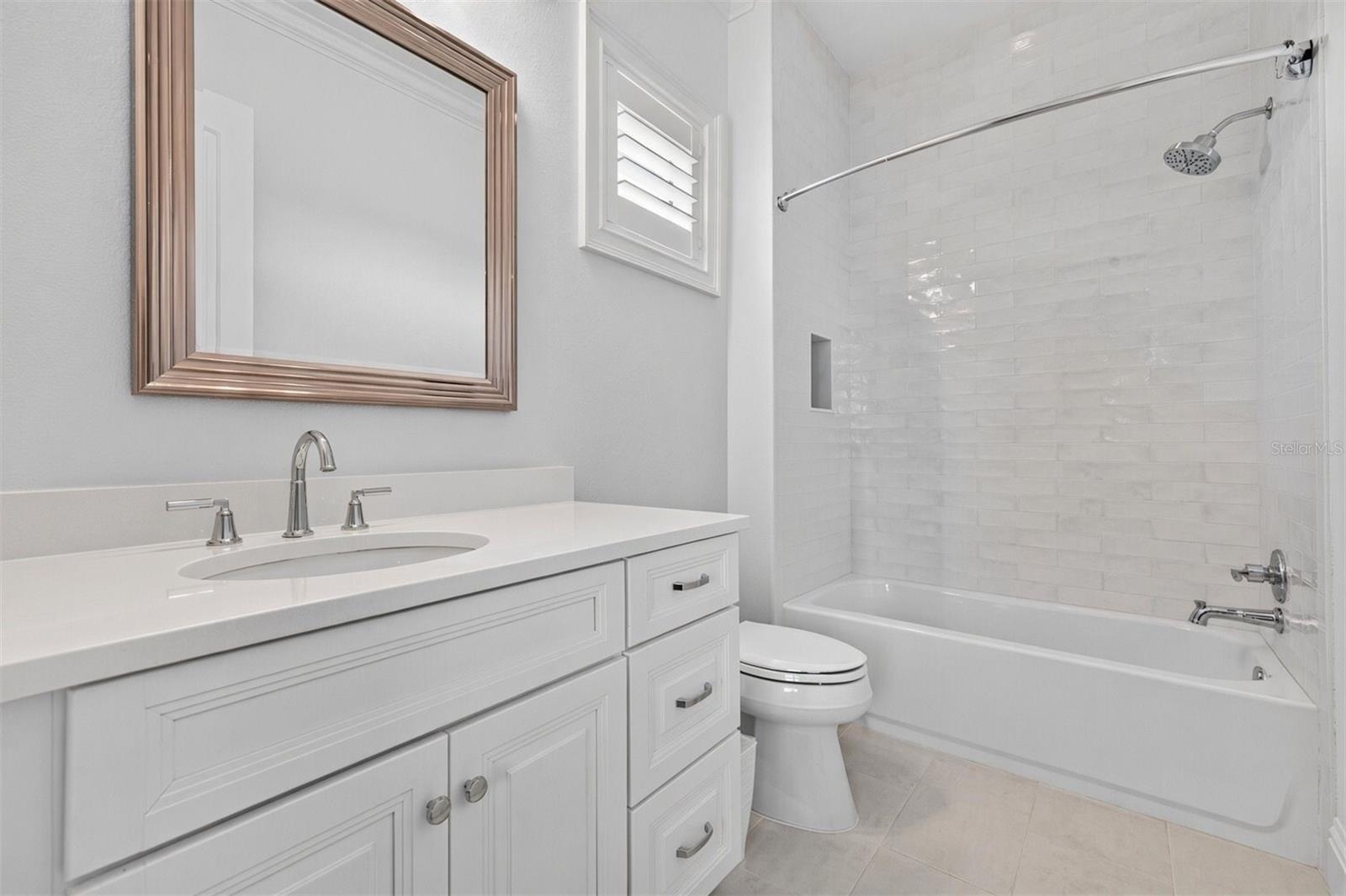 Bedroom 3-Ensuite Bath